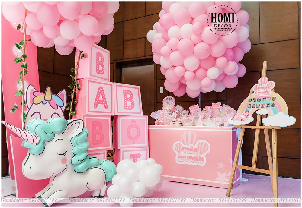 Trang trí sinh nhật bé gái chủ đề unicorn 