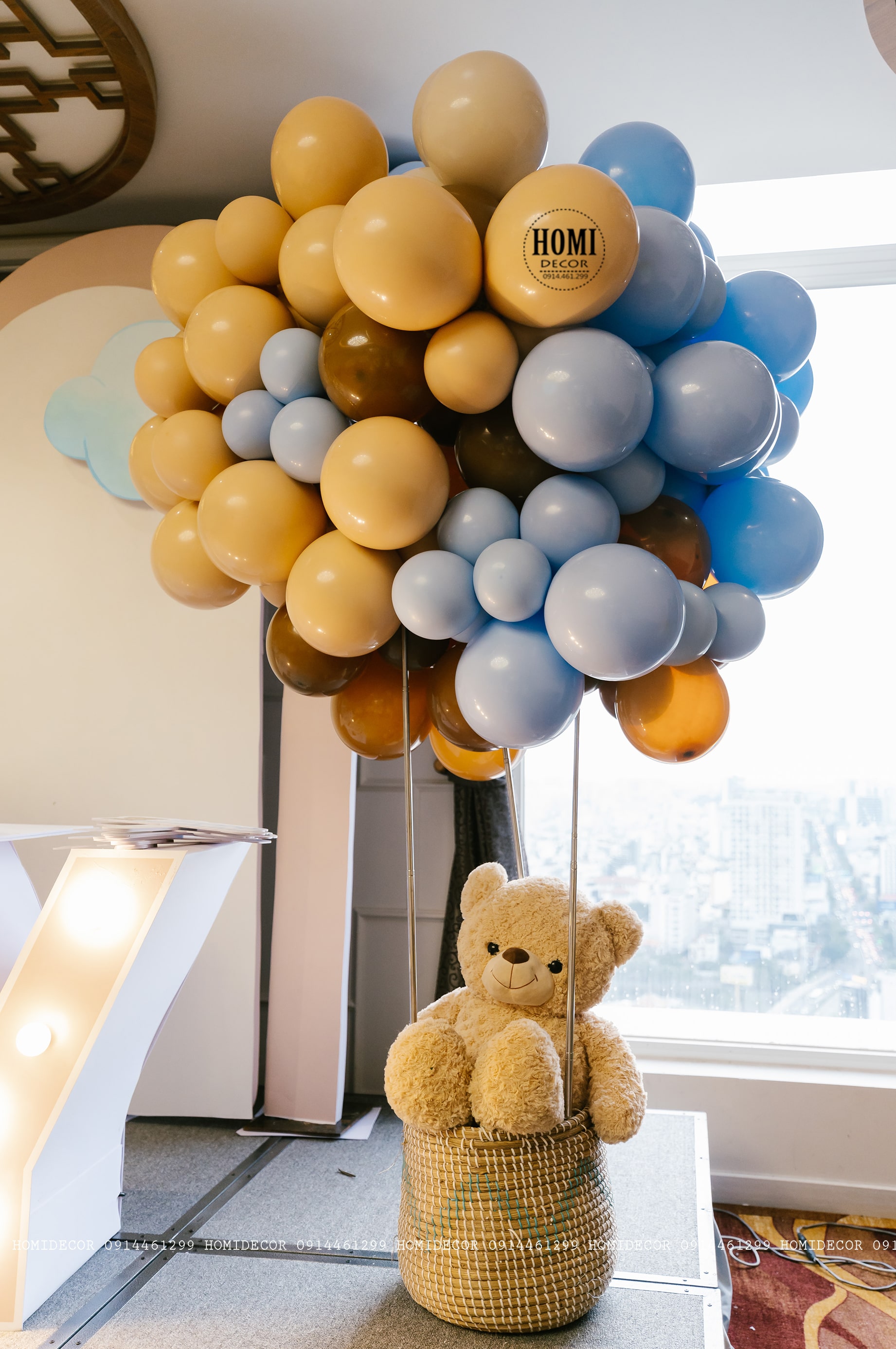Trang trí sinh nhật bé trai chủ đề gấu teddy tại Khách sạn La Vela Saigon Hotel