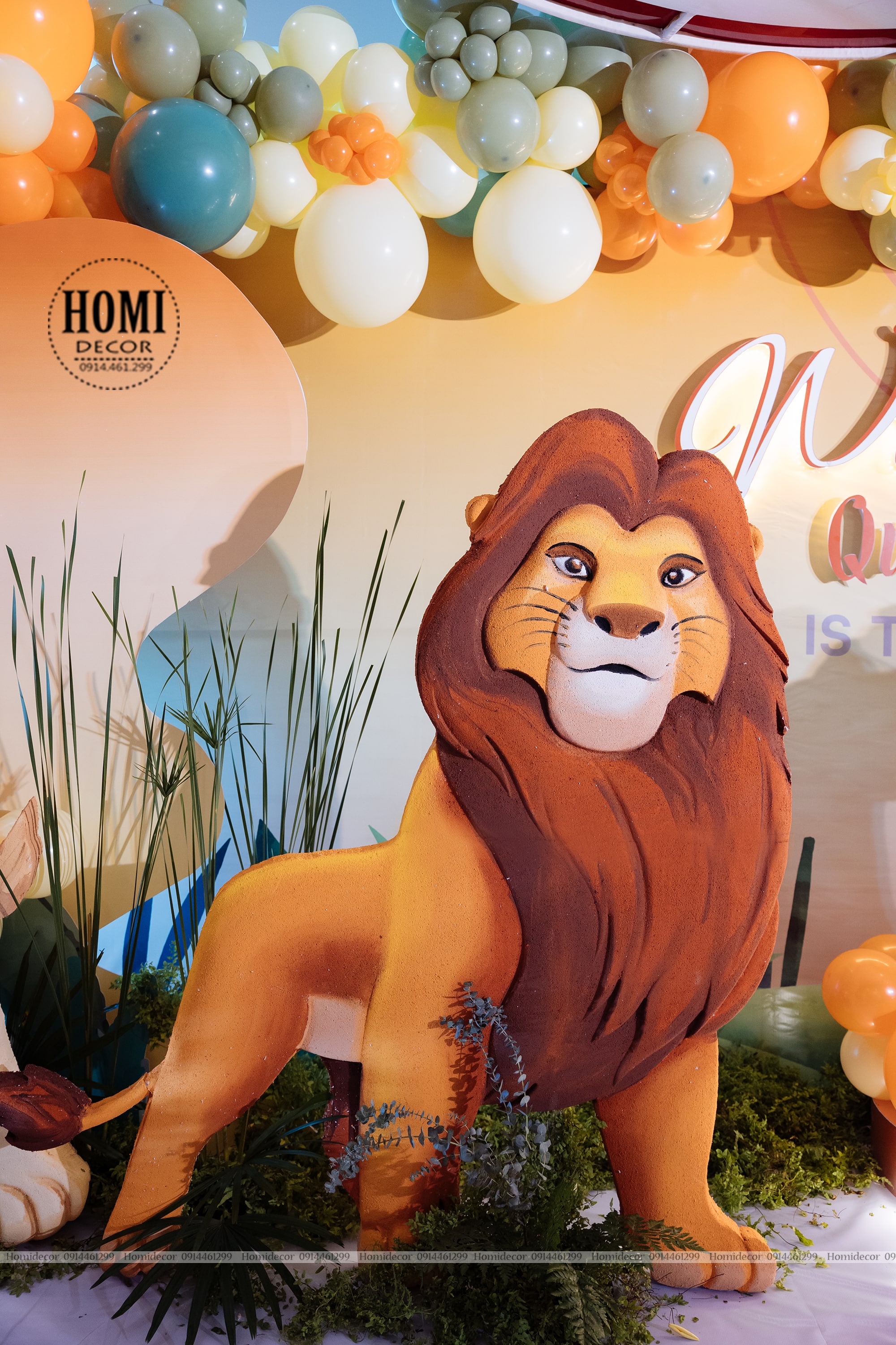 Trang trí sinh nhật bé trai chủ đề lion king sư tử tại khách sạn Le Méridien Hotels